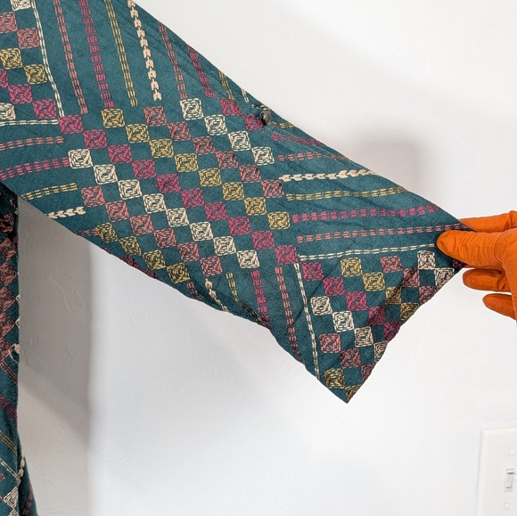 Soft Surroundings Embroidered Green Geometric Patterned Blouse Tunic Size PXS - Picture 5 of 11